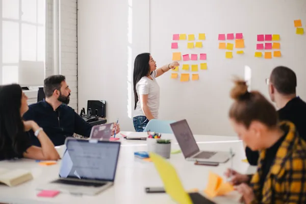 Equipe reunida em workshop de governo digital